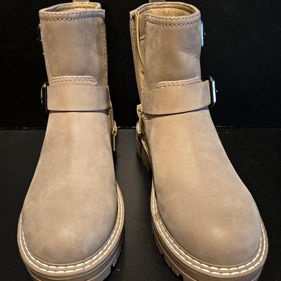 MIA KIDS Suede Ankle Boots Size 13 - Picture 2 of 5